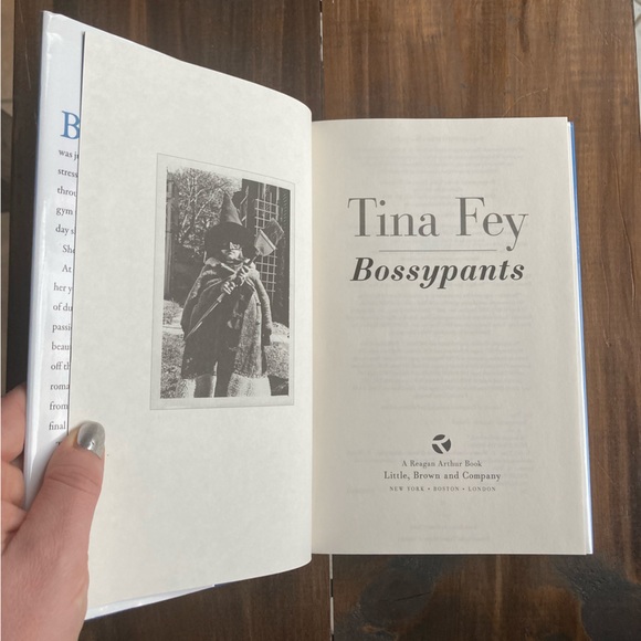 First Edition Bossypants by Tina Fey - First Edition - Hardcover 2011 - Picture 12 of 16
